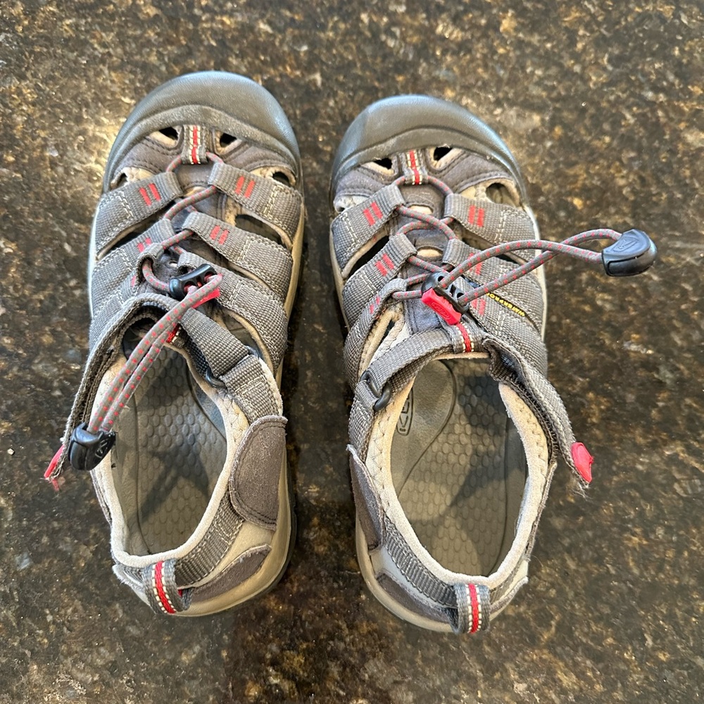 Kids KEEN Newport H2.